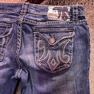 Ladies MEK Denim Low-Rise Capri